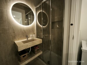 Oklassificerad bild, 2 av 19, knapp