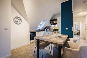 Unclassified image, 3 of 31, button - Vrbo Property (Zingst)