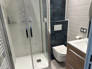 Unclassified image, 3 of 18, button - Vrbo Property (Dives-sur-Mer)
