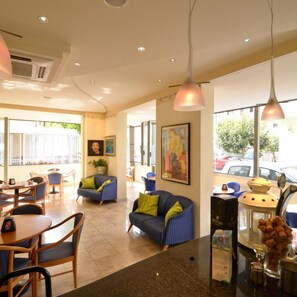 Unclassified image, 4 of 86, button - Hotel Ave (Rimini)