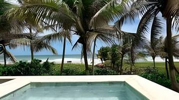 Deluxe Apartment | Pool | Indoor pool
