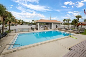 Pool Area - Pool Area - SD 303: Sea La Vie 303 - Your Gulf-Front Escape (Fort Walton Beach)