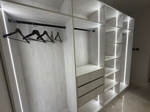 Wardrobe - Aurion Executive Apartment- Rashid Mall  (Madinah)