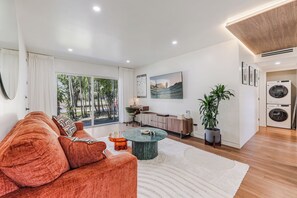 Unclassified image, 3 of 17, button - The Perfect Miami Apartment (Miami Shores)