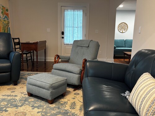 Something Blue: New-to-market 2-bedroom peaceful retreat