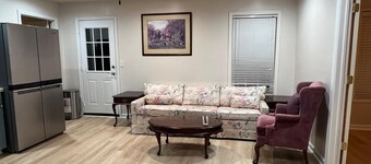 Private 2BR Guest Suite, No Stairs, Garage