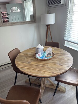 Dining - The Chart Room 300ft to Beach and Boardwalk (Seaside Heights)