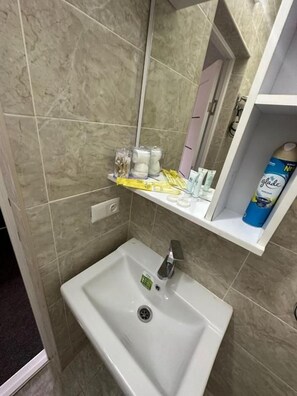 Unclassified image, 3 of 54, button - Garnet hotel  (Bishkek)
