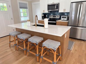 Unclassified image, 3 of 12, button - NEW to Vrbo! Fully renovated Dennis Port coastal retreat - walk to beaches! (Dennis)