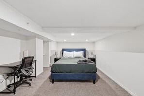 Unclassified image, 3 of 61, button - PremiumStays: Cozy 1-bed loft apt in Playhouse Sq : Theater : Sports : Parking (Cleveland)