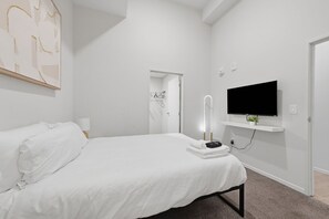 Unclassified image, 3 of 63, button - PremiumStays: Luxury 2bd loft apt w/ Balcony : ADA : Theater : Arena : Parking (Cleveland)