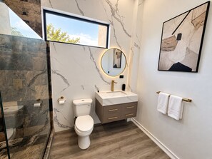 Unclassified image, 3 of 78, button - The Hive Luxury 2BR Town House  (scarborough)