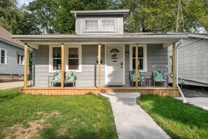 Unclassified image, 2 of 21, button - Perfect 3-bedroom house in Milwaukee for your next getaway (Milwaukee)