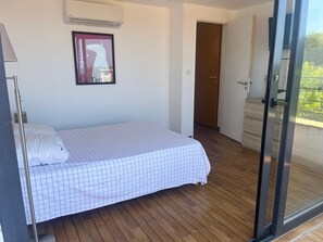 Unclassified image, 5 of 16, button - Vrbo Property (Corbara)