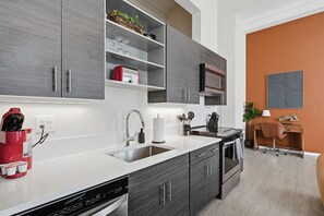 Unclassified image, 5 of 29, button - PremiumStays: Modern high end 1 bd : Luxury : ADA : Downtown : Parking : Central (Cleveland)