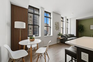 Unclassified image, 4 of 66, button - PremiumStays: Bright, cozy, furnished : Theater : Sports : Parking : Central (Cleveland)