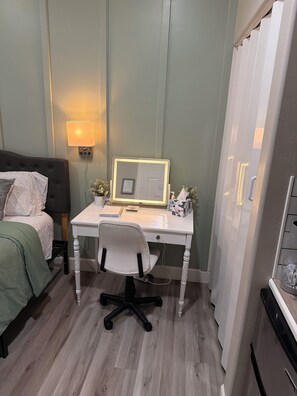 Unclassified image, 4 of 12, button - Perfect private Casita 1 bedroom corporate apartment with AC (Bakersfield)