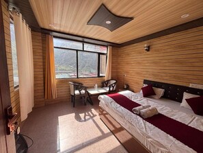 Unclassified image, 4 of 50, button - Hotel Pavani (Badrinath)