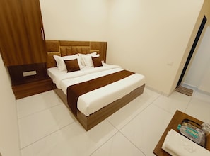 Unclassified image, 3 of 17, button - Hotel Sai Kripa (ujjain)