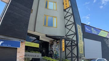 Fachada da propriedade