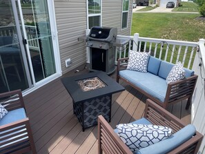 Unclassified image, 2 of 24, button - Spacious 4BR Townhome, Sleeps 8, Canal Fulton (Canal Fulton)