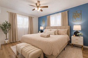 Room - Spacious & Gorgeous Ontario Home Near Airport, Toyota Arena & Ontario Mills (Ontario)
