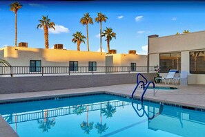 Pool - Cozy 1-Bedroom in Lake Havasu Dunes for Triathlon (Lake Havasu City)