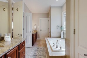 Bathroom - Five Points Retreat! 2.5 Mi to Sanford / Sleeps 6! (Athens)