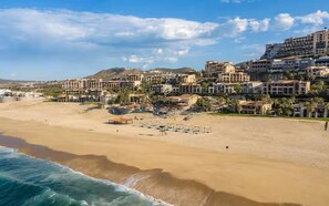 Beach - PB Sunset Bay ELITE Presidential 2bd/2b Saturday check-ins, sleeps 8, Golf disc (Cabo San Lucas)