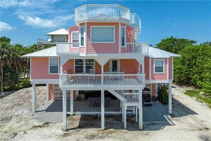 Pic 6 - North Captiva pool Home, centrally located. (Lee County)