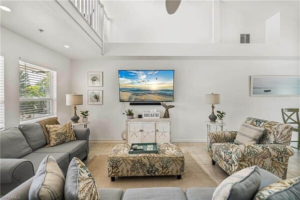 Pic 7 - North Captiva pool Home, centrally located. (Lee County)