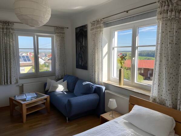 Unclassified image, 1 of 16, button - Apartment 'Florian' with Wi-Fi (Ottobeuren)