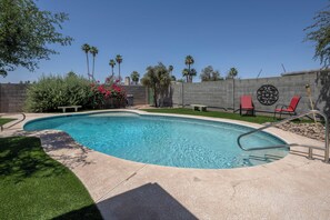 Unclassified image, 2 of 37, button - Private Quiet Retreat | 2 Primary Suites + Pool (Tempe)