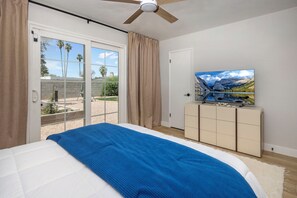 Room - Private Quiet Retreat | 2 Primary Suites + Pool (Tempe)
