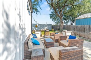 Terrace/patio - Spacious 3BR, 2BA Family Retreat in Bertram (Bertram)