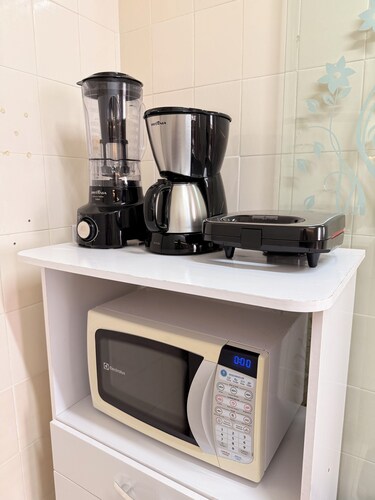 2-bedroom apartment in the city center | BBQ and parking space | 200m from the beach | Air conditioning