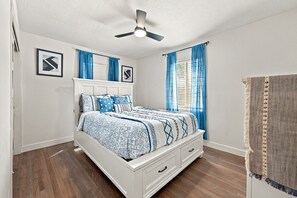 Unclassified image, 3 of 23, button - Comfy 2-BD Room bungalow, near Old Sac, Discovery/Sutter Park, Golden 1 Center. (West Sacramento)