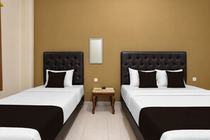 Unclassified image, 5 of 30, button - Hotel O near Monumen Jogja Kembali (Yogyakarta)