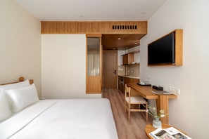 Room - Edensee Saigon by DDH (Tan Hoa)