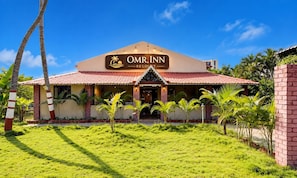 Exterior - OMR INN (Tirupporur)