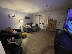 Unclassified image, 5 of 20, button - Spacious 2 bedroom townhome in Charming North Cornwall (Lebanon)