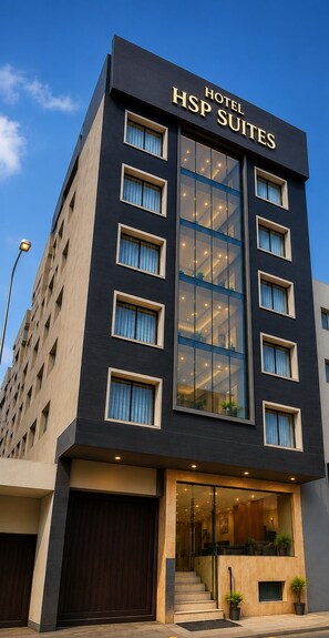 Exterior - Hotel HSP Suites Delhi IGI Airport  (New Delhi)