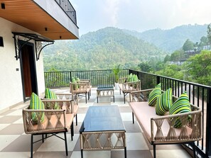 Balcony - Agyatvaas Retreat (kasauli)