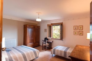 Room - AGRITURISMO LA PINETA (Toscana)