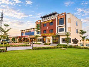 Exterior - Hotel BM Residency (Kalra)