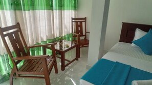 Room - Kingdom Gate Holiday Inn (Katugastota)