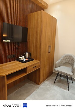 Room - Hotel Kashi Heights Residency (Varanasi)