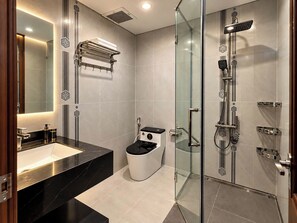 Bathroom - NHAT DINH HOTEL (PHUONG BINH PHU)