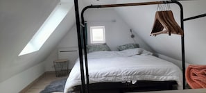 Room - The Finvéo vacation rental, a peaceful countryside retreat in Lézardrieux (Lézardrieux)