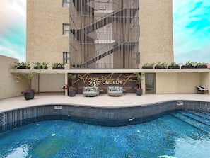 Pool - Valyron at One Elm (Accra)